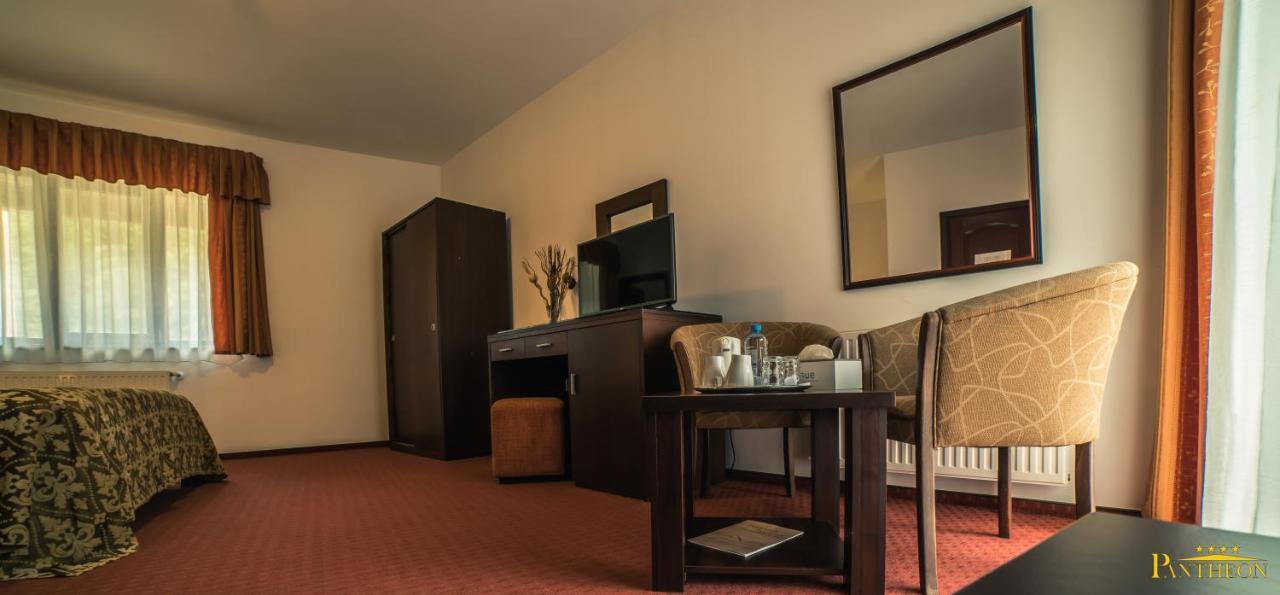 Pension Pantheon Poiana Brasov Ngoại thất bức ảnh
