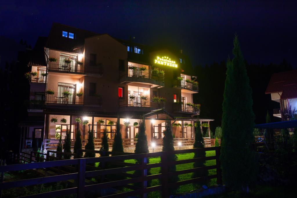 Pension Pantheon Poiana Brasov Ngoại thất bức ảnh