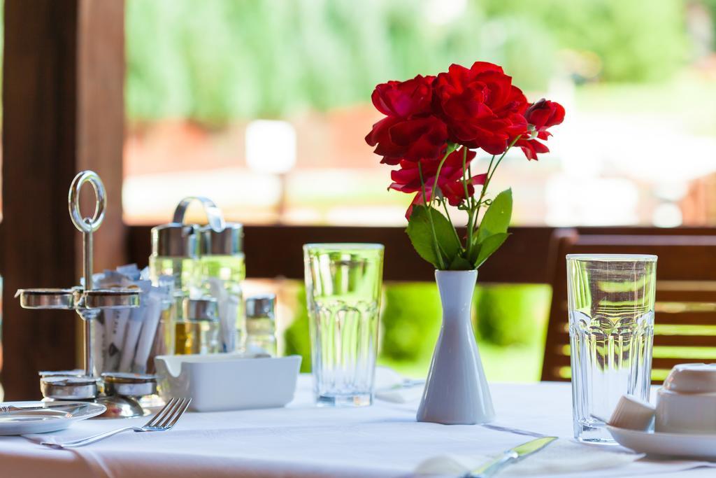 Pension Pantheon Poiana Brasov Ngoại thất bức ảnh