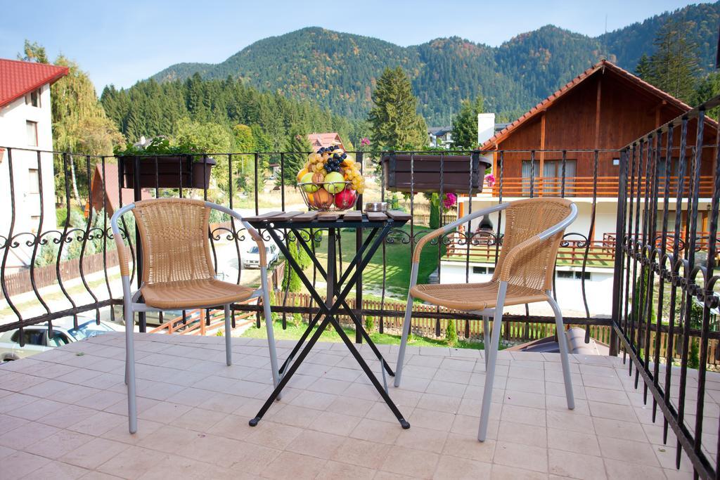 Pension Pantheon Poiana Brasov Phòng bức ảnh